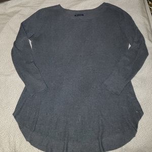 American Eagle Gray Thin Knit Sweater